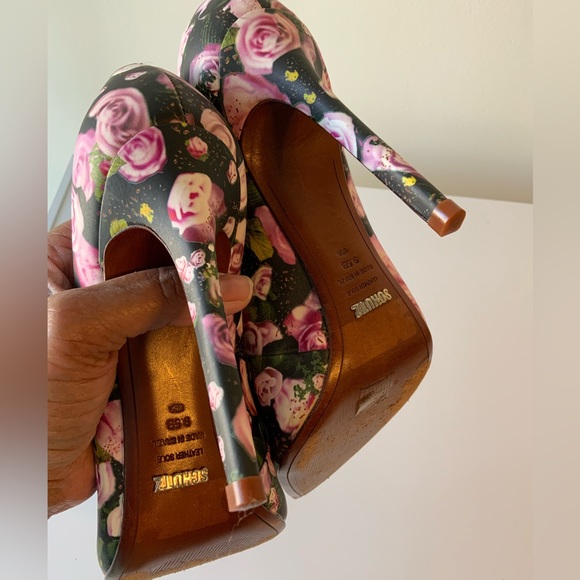 Schutz Rose Print Stilettos - Picture 4 of 8